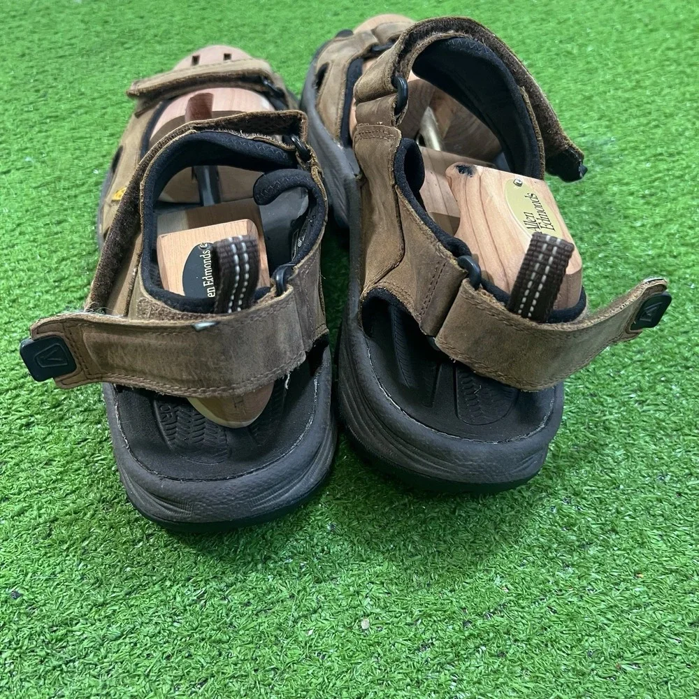 Keen Sandals SZ 13 Targhee III Open Toe Bison Suede Mulch Brown Outdoor Hiking